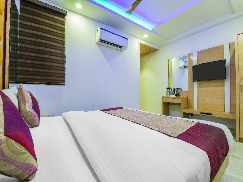 Oyo 15836 Pleasure River Front Resort Tuem Extérieur photo